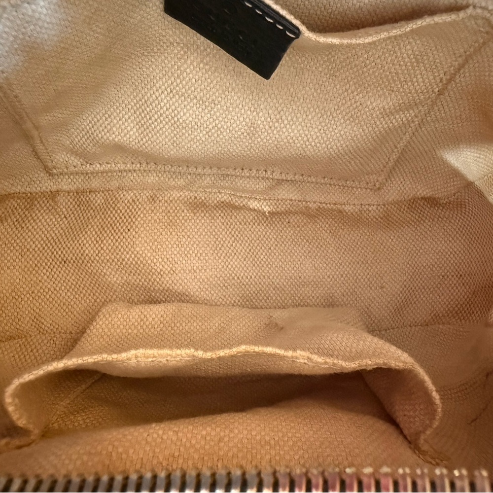 Authentic Gucci Soho Disco Black Crossbody! - Picture 14 of 16
